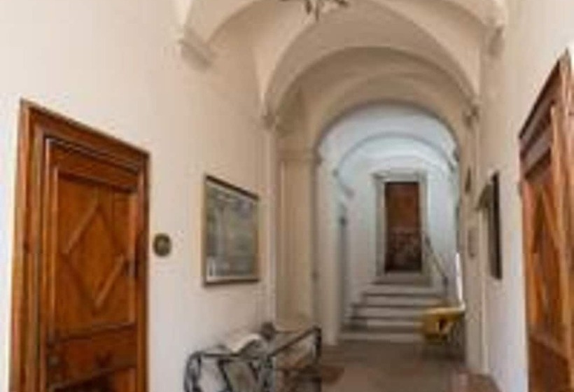 Пансион Palazzo Meraviglia Albergo Diffuso