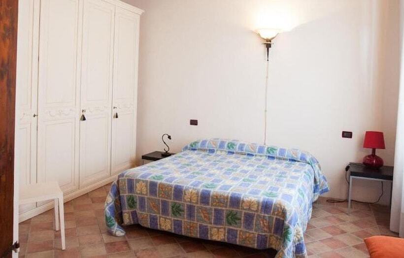 Пансион Palazzo Meraviglia Albergo Diffuso