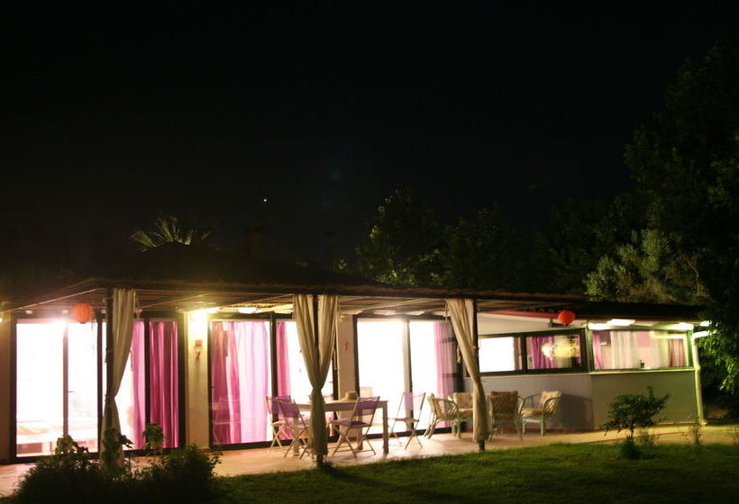 פנסיון Terry Land Village