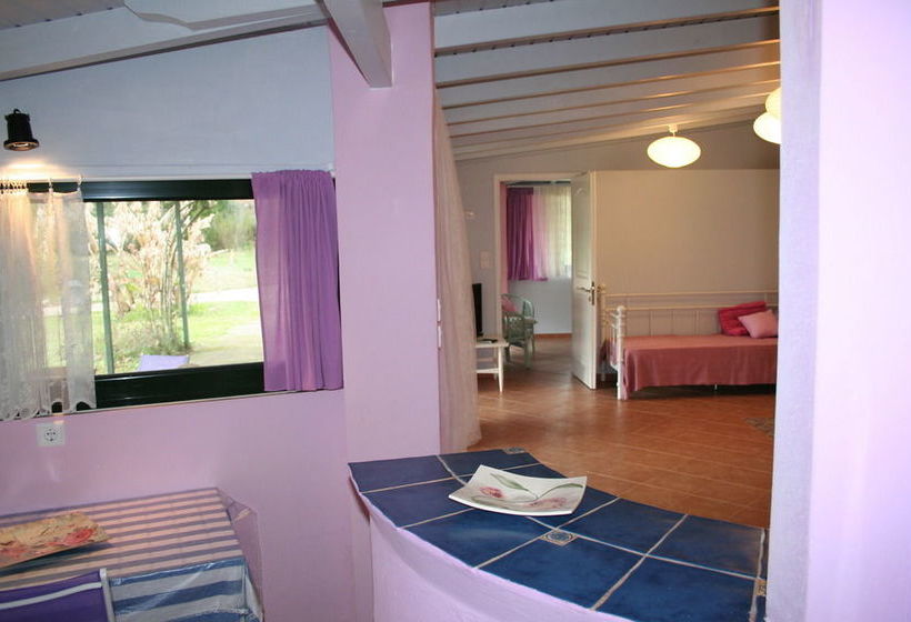 פנסיון Terry Land Village