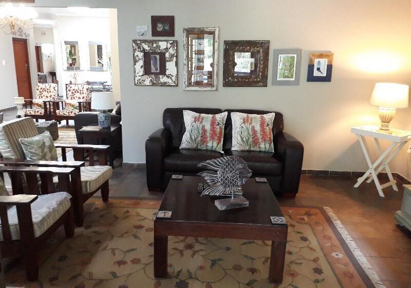 Пансион The Sandpiper