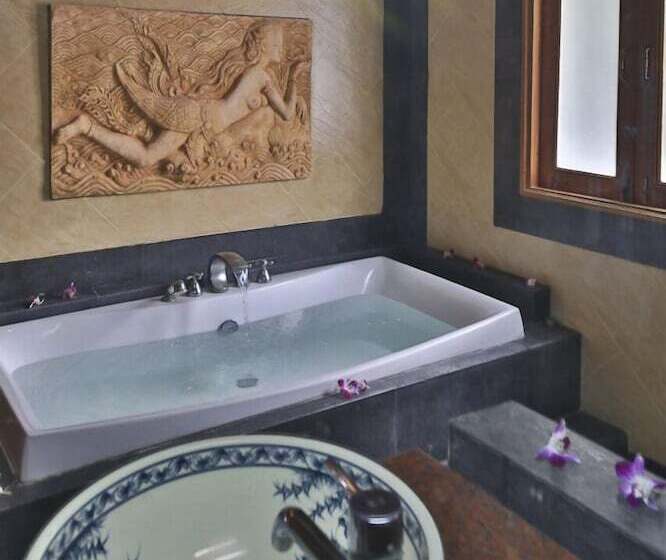 Presidential Thai Villa