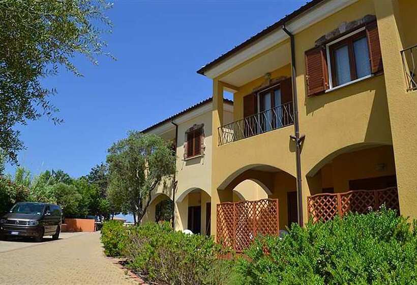 Residence L'isola Surf House