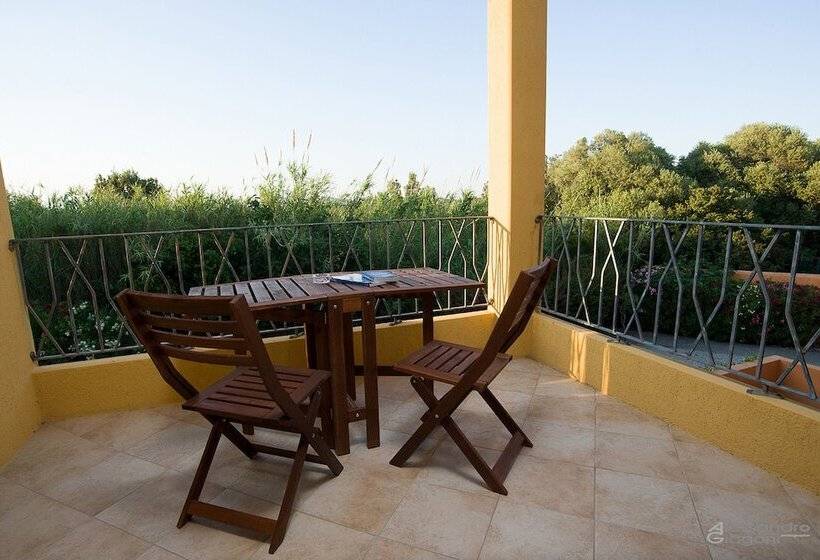 Residence L'isola Surf House