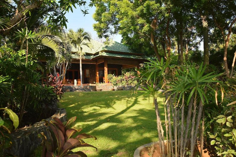 אתר נופש Tulamben Wreck Divers