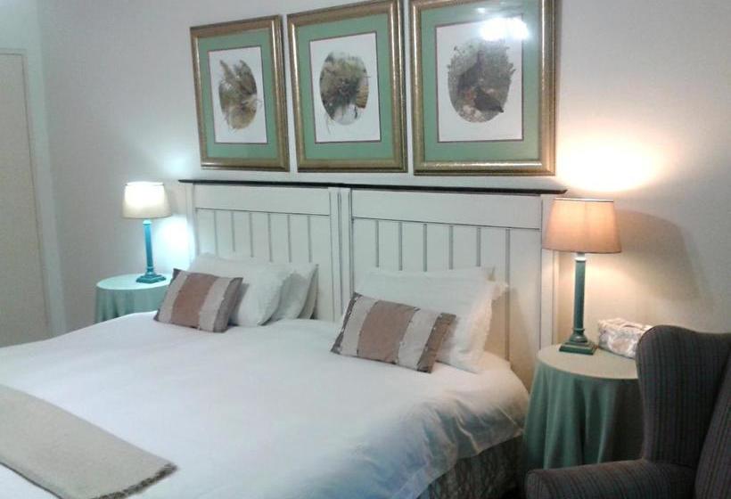 Riverbend Country House