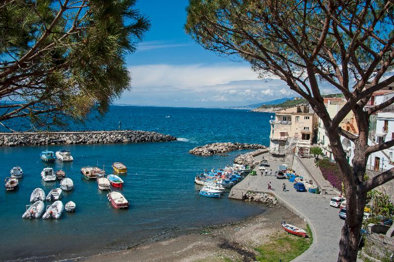 Sea Breeze Residence