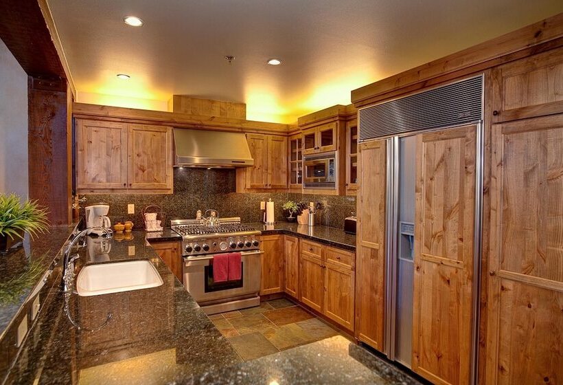 Teton Private Residences