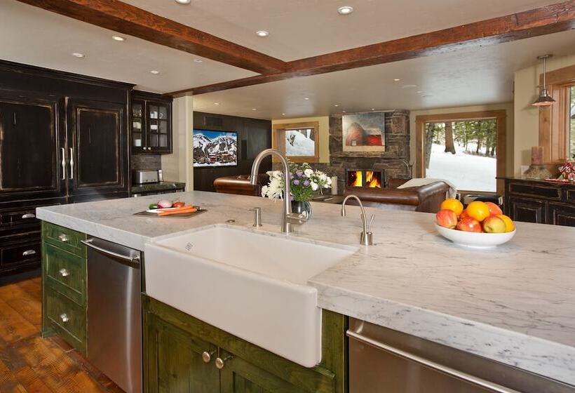 Teton Private Residences