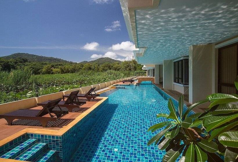 Lago Apartments By Tropiclook