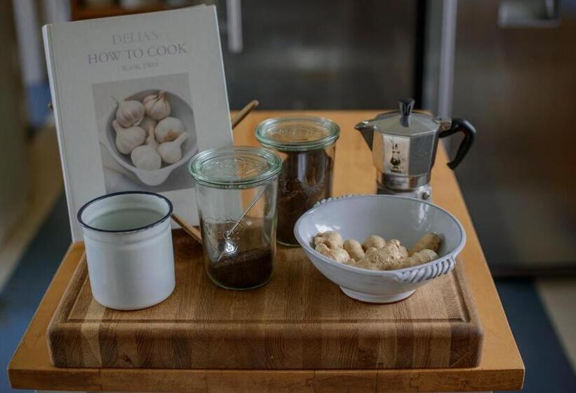 Bed and Breakfast Torburnlea Homestead Luxury Accommodation