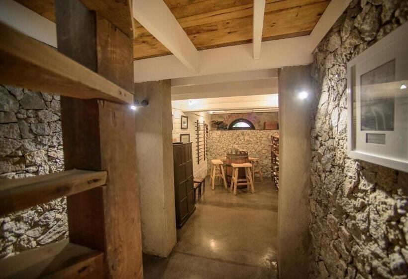 Bed and Breakfast Torburnlea Homestead Luxury Accommodation