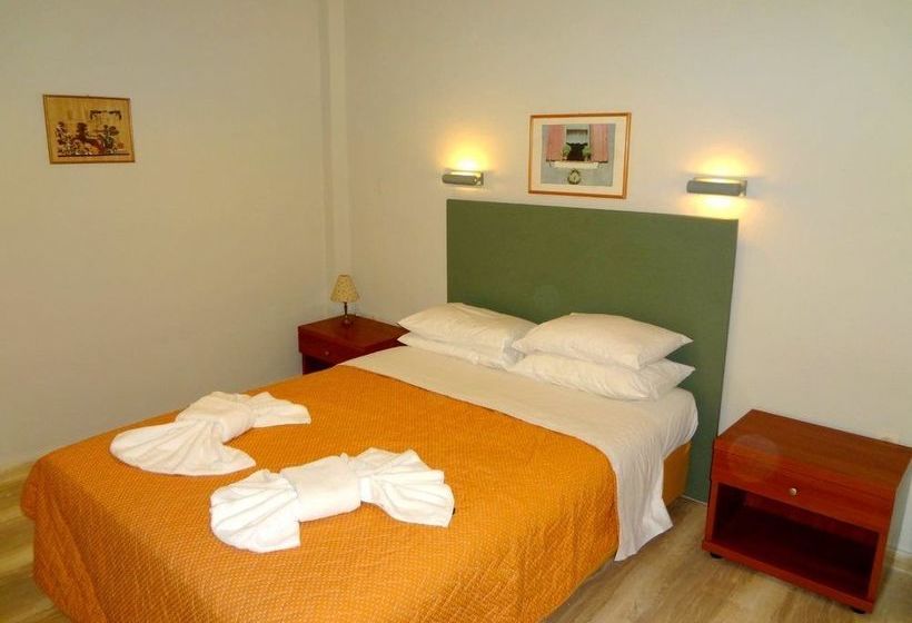 Veroniki Studios & Apartments