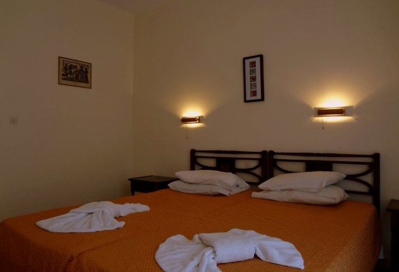 Veroniki Studios & Apartments