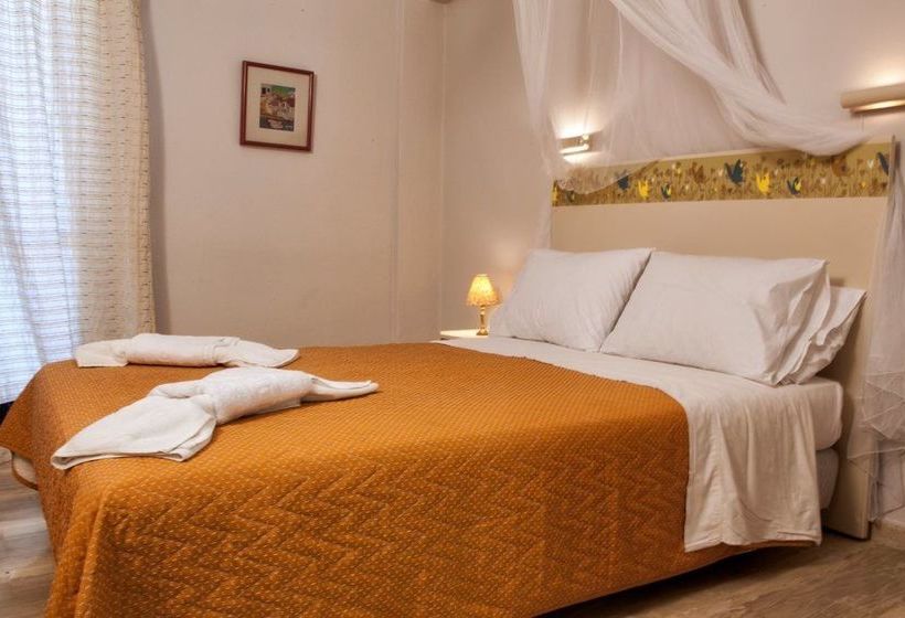 Veroniki Studios & Apartments