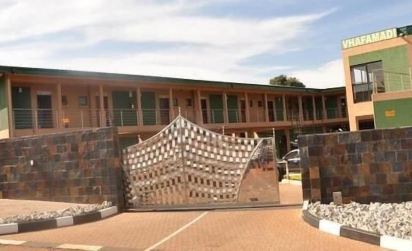 Vhafamadi Bed And Breakfast