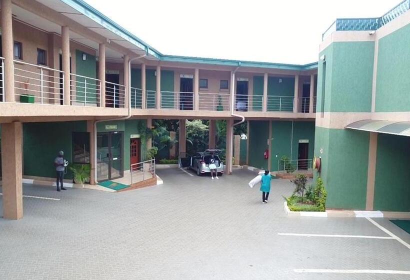 Vhafamadi Bed And Breakfast