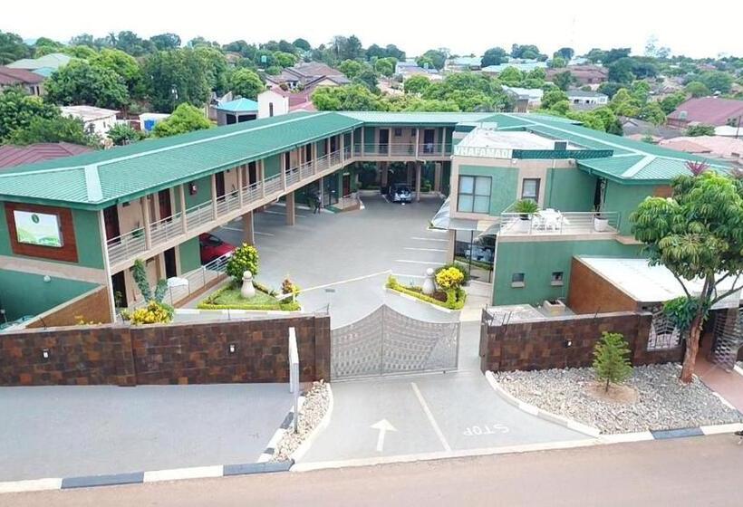 Vhafamadi Bed And Breakfast