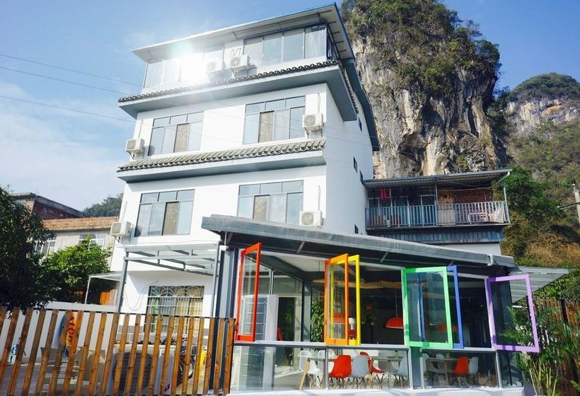 Wada Hostel By The Yulong Local Village Branch