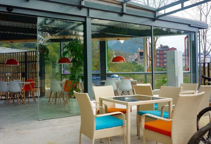 Wada Hostel By The Yulong Local Village Branch