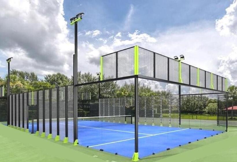 Eraora Hotel Village