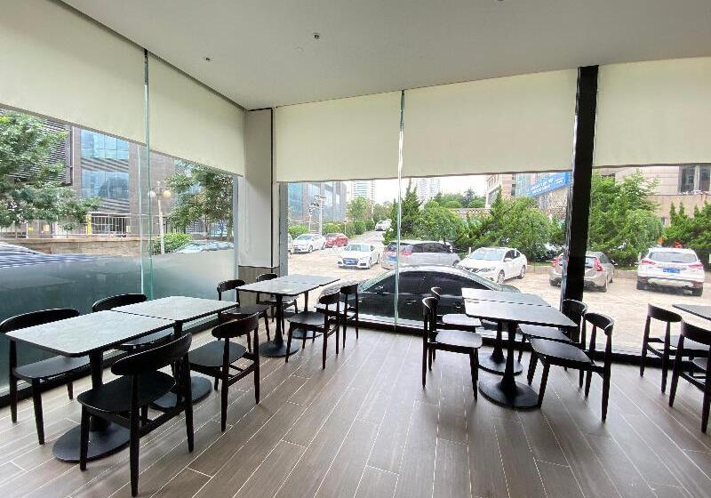 Hanting Hotel Qingdao May Fourth Plaza