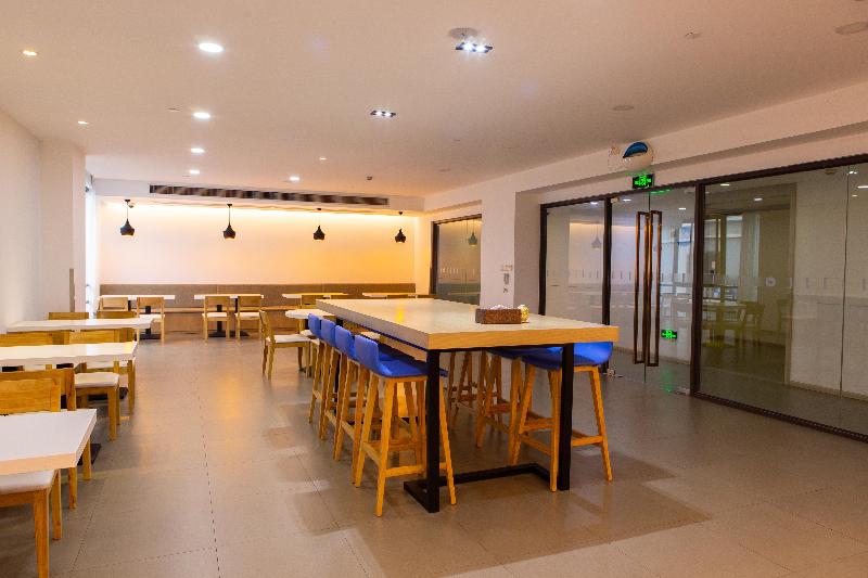 호텔 Hanting  Shanghai Songjiang Sheshan