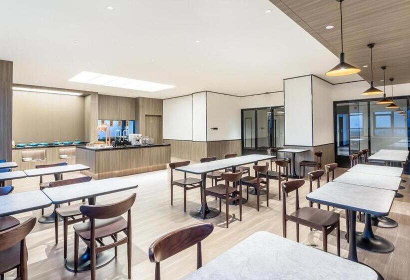 Hanting Hotel Wuhe Caihong Times Square