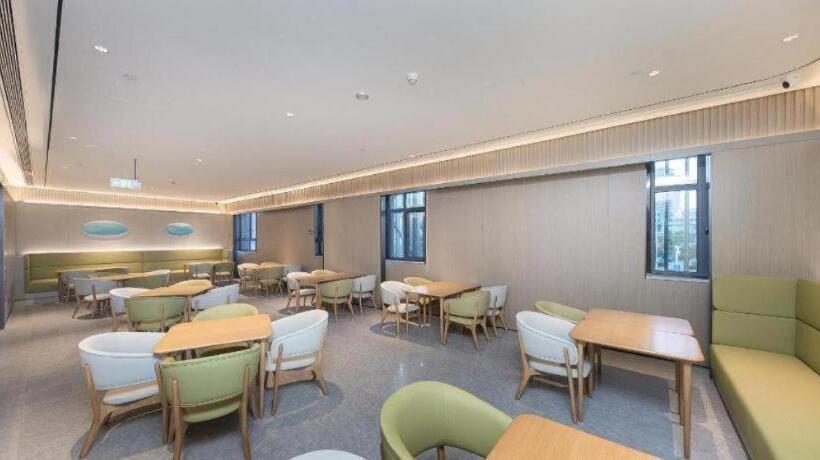 Ji Hotel Chizhou Railway Station