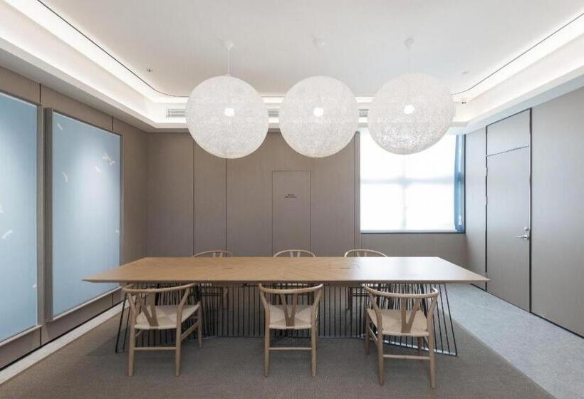 Ji Hotel Shaoxing Binhai Industrial Park