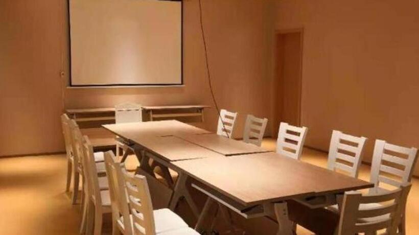 Ji Hotel Zhenjiang Railway Station Nan Square