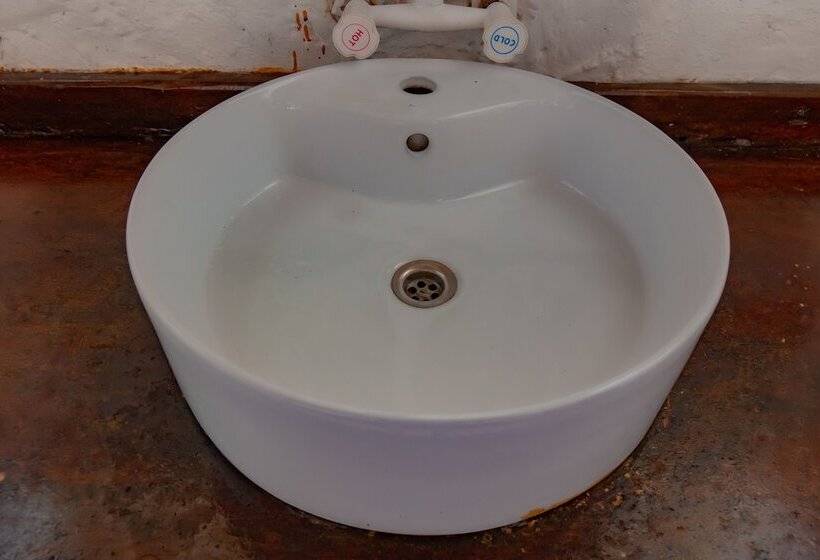 בית מלון כפרי Kae Beach Bungalow