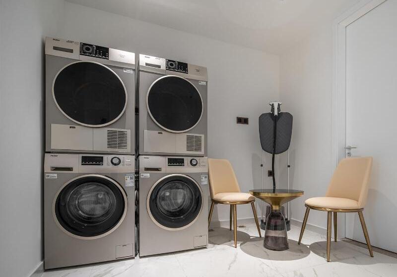 هتل Madison Jinan Olympics Center