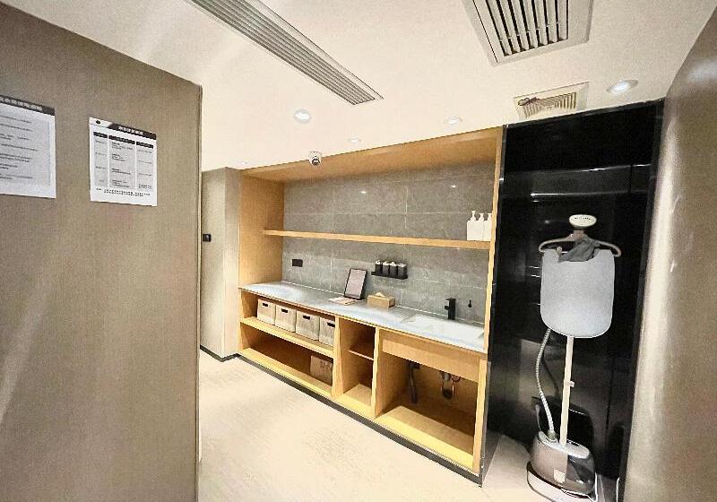 Ji Hotel Shanghai New Jiangwan City Yingao Road