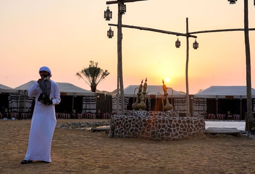 Отель Al Khayma Camp Elite Glamping & Dining In Experience