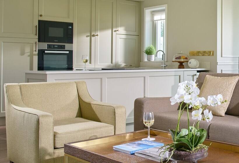 The Lodges At Glenlo Abbey Hotel & Estate