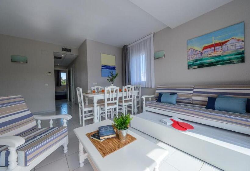 Apartamentos Estival Park