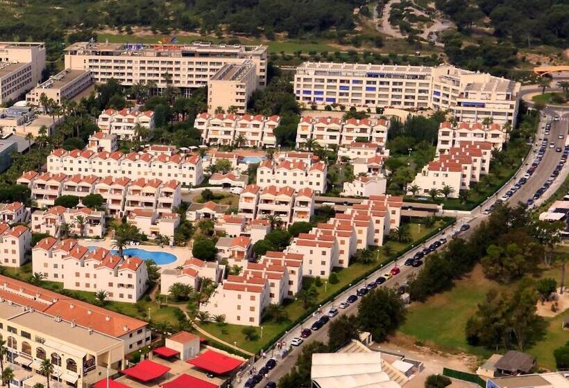 Apartamentos Estival Park