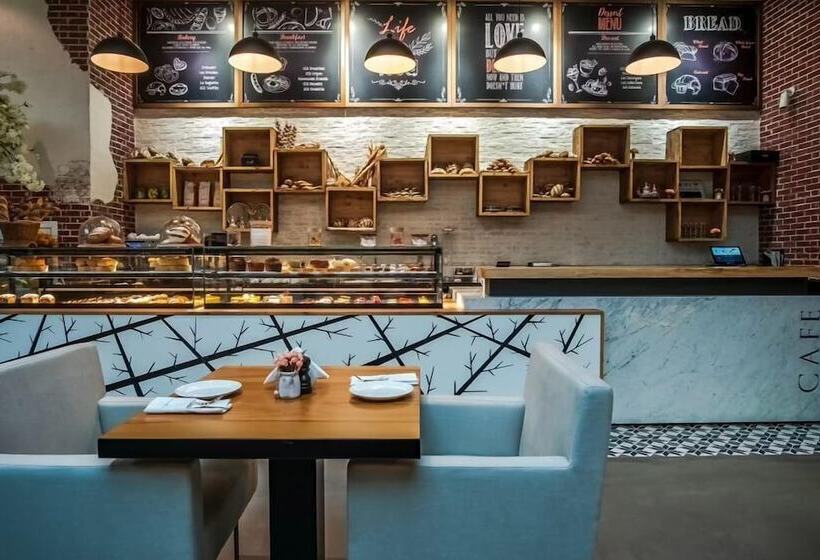 اقامتگاه Emaar Fashion Avenue – Formerly Address Dubai Mall Four Apple