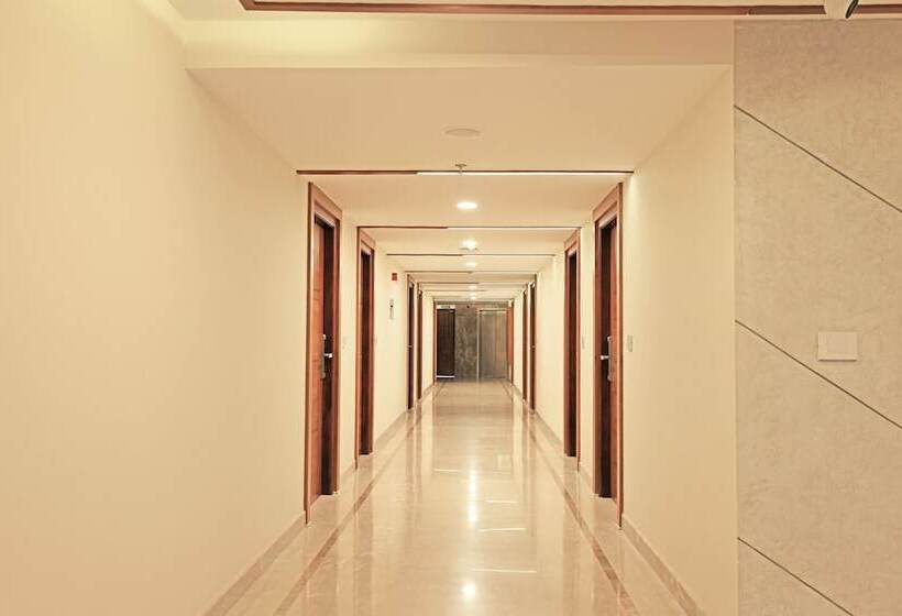 Bed and Breakfast Krishnavalsam Regency