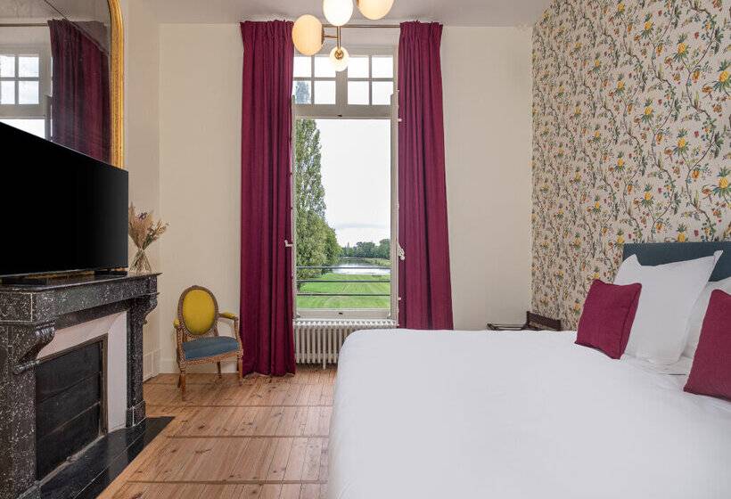 Отель La Borde en Sologne Château & Spa