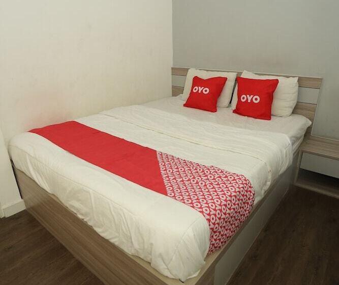 ホテル Oyo 92318 Elis Rooms