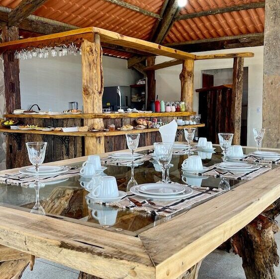 בית מלון כפרי Pousada A Gruta