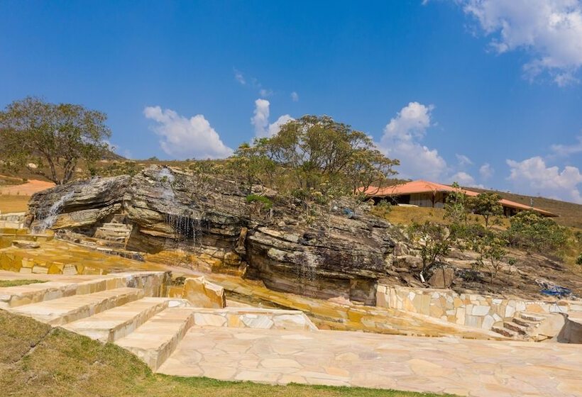 בית מלון כפרי Pousada A Gruta