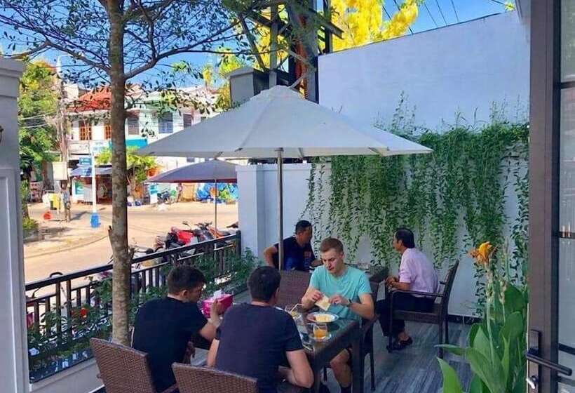 هتل Vinstar Villa Hoi An