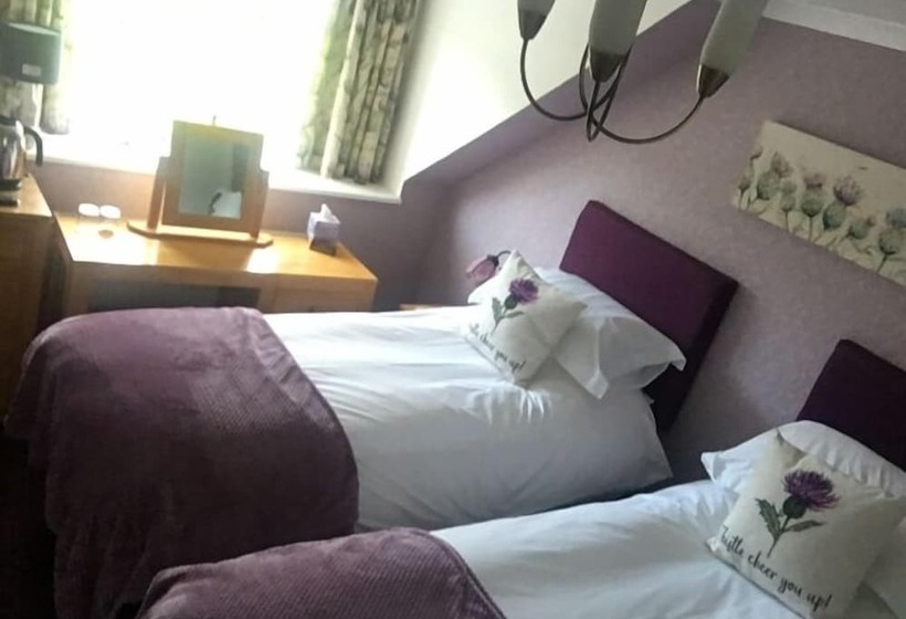 بنسيون Montague Villa