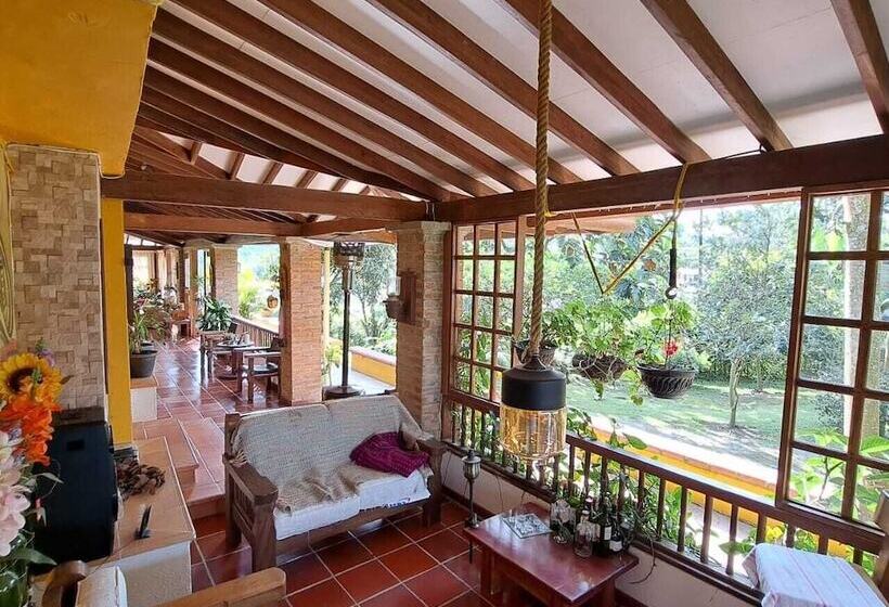 膳宿费 El Portal De Mariana