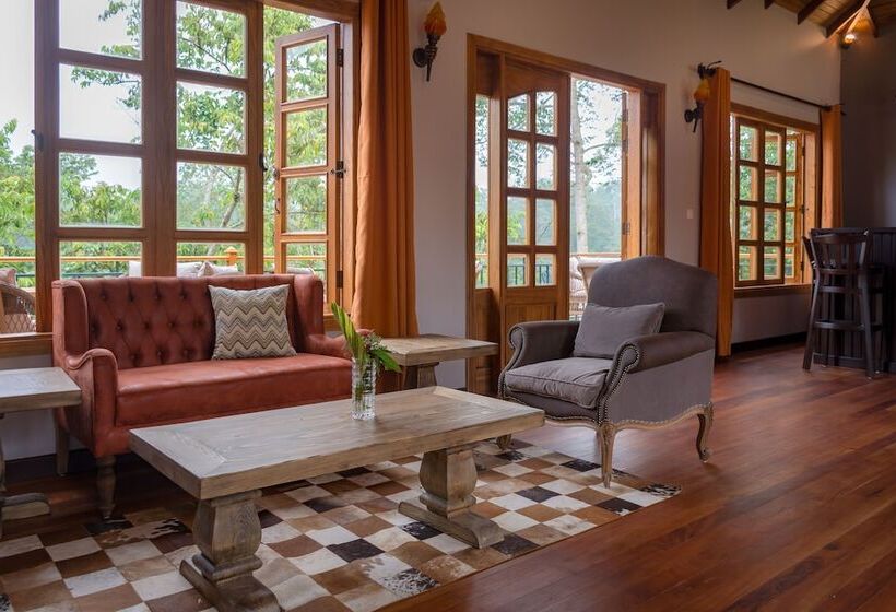 هتل Chimpundu Lodge