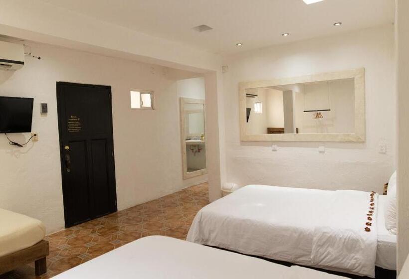 הוסטל La Catedral Mérida