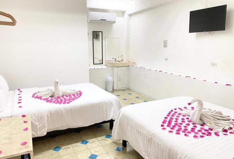 הוסטל La Catedral Mérida